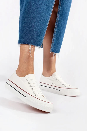 Chaussures à lacets... 2