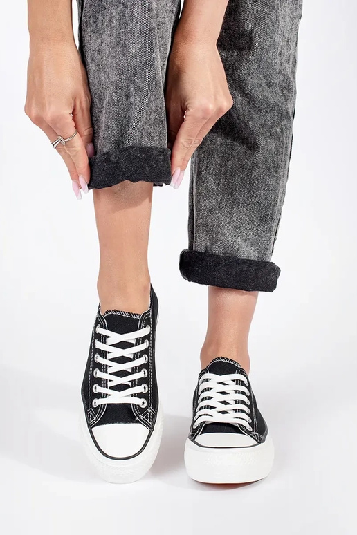 Chaussures classiques noires à lacets... Chaussures classiques noires à lacets...