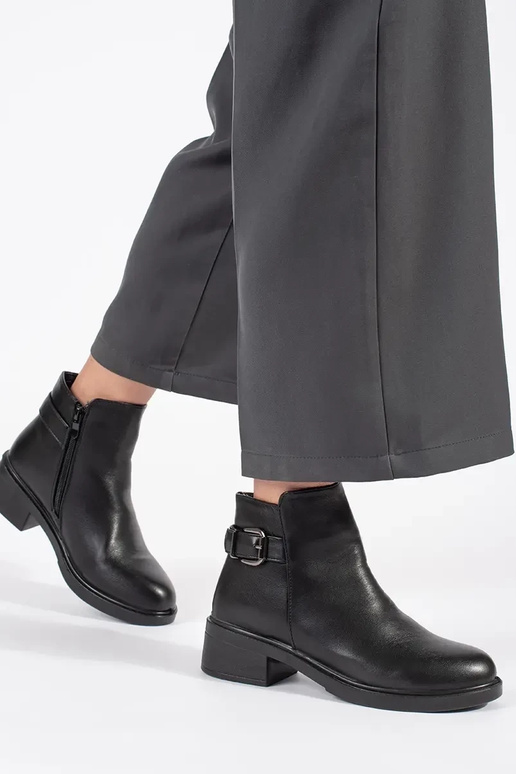 Chaussures à talons bas pour femmes...