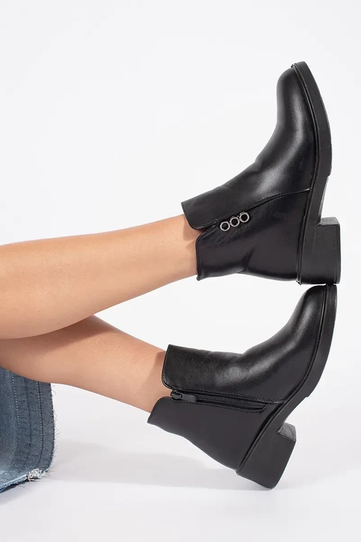 Bottes classiques noires à petits...