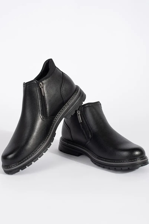 Des bottes d'hiver noires pour hommes