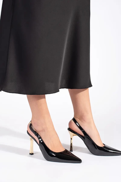 avec effet vernis couleur noire...