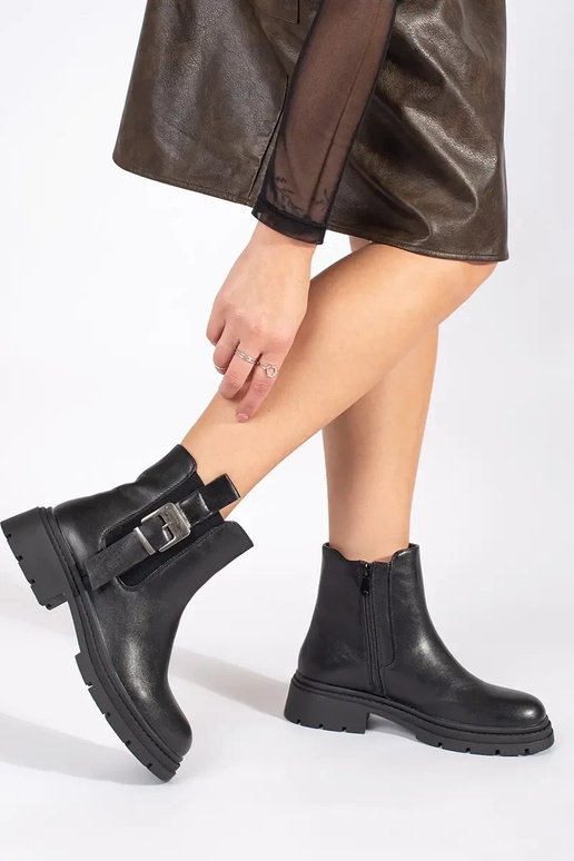 Chaussures noires à boucles