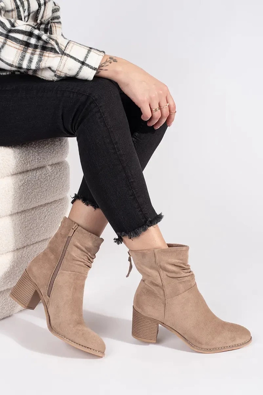 beige en daim Chaussures de femme...