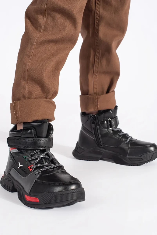 couleur noire isoler trzeÀiki de garçon couleur noire isoler trzeÀiki de garçon