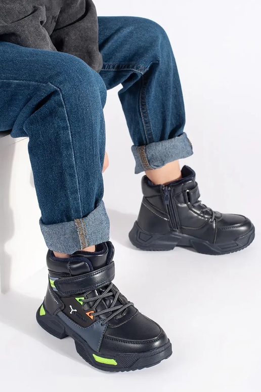 Grand isoler trzeÀiki de garçon Grand isoler trzeÀiki de garçon