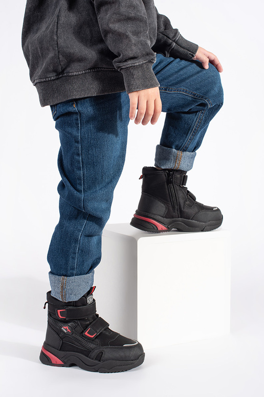 couleur noire isoler trzeÀiki de garçon couleur noire isoler trzeÀiki de garçon