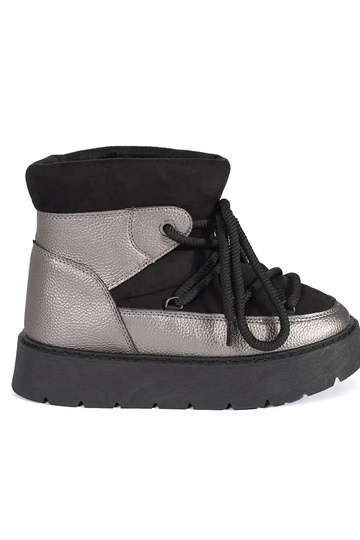 Noir et-argent lacé Bottes...