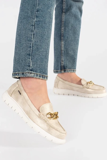 Mocassins couleur ivoire... 2