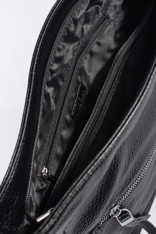 Sac noir avec bandoulière réglable