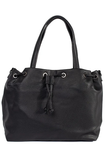 Sac noir en forme de pochette