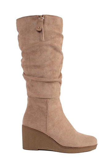 Bottes marron en daim...