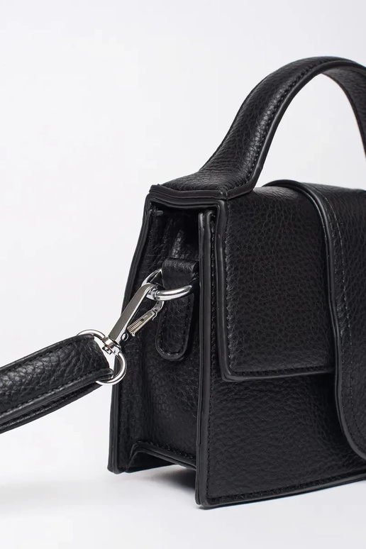 Petit Sac Noir Avec Poignée