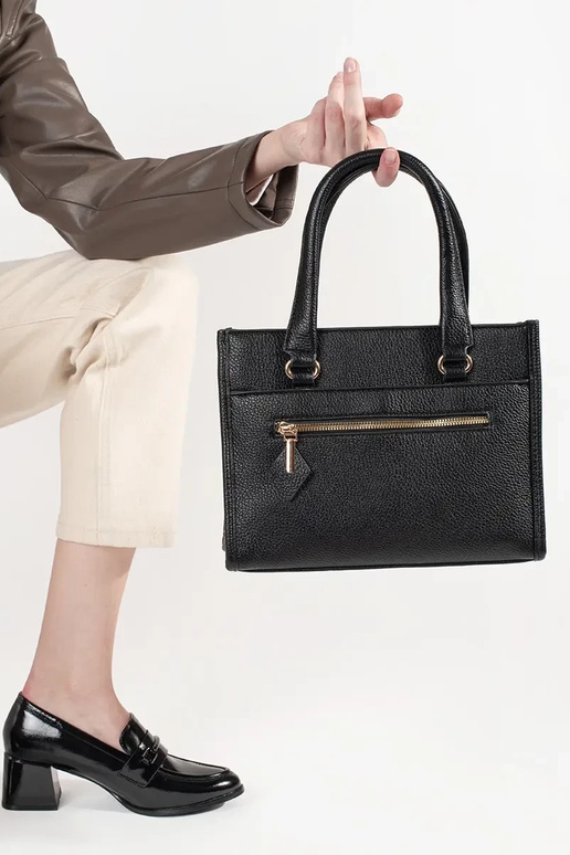 Sac avec fermeture éclair couleur noire Sac avec fermeture éclair couleur noire