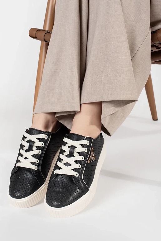 Baskets en cuir noires avec plateforme Baskets en cuir noires avec plateforme