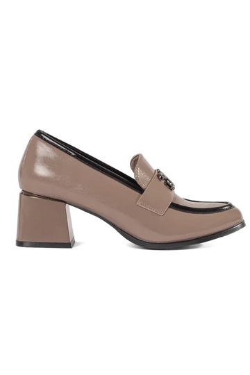 Mocassins stylés couleur taupe
