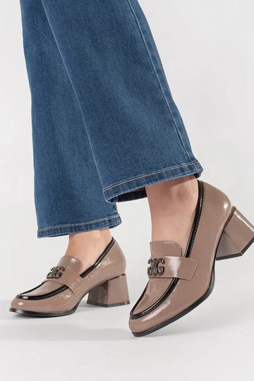 Mocassins stylés couleur taupe 2
