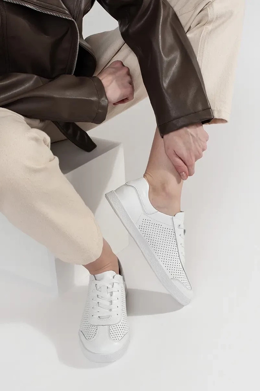 Baskets sport ajourées blanches en cuir Baskets sport ajourées blanches en cuir