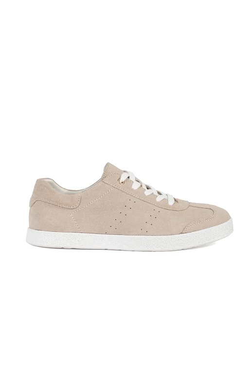 Baskets en cuir beige