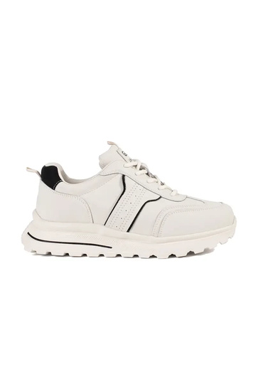 Baskets en cuir sportives...
