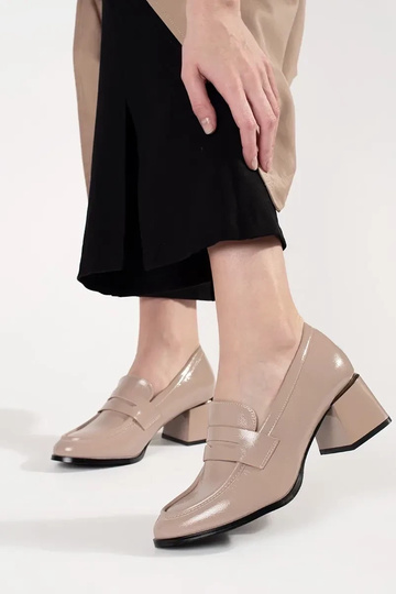 Bottines couleur sable sur... 2