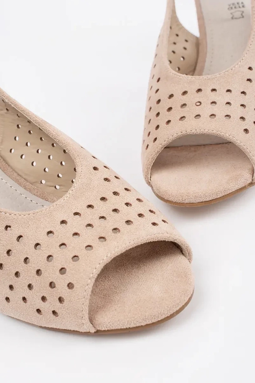 Sandales couleur ivoire à talon bas