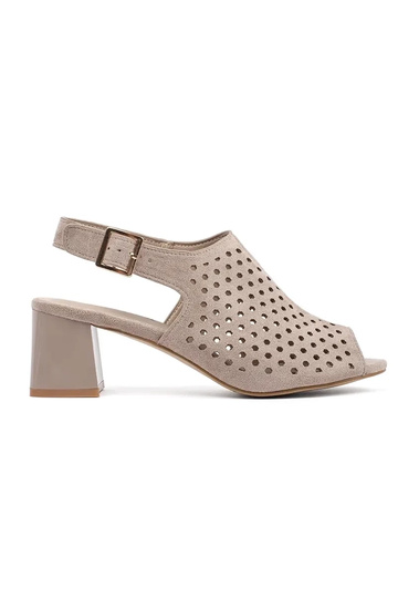 sandales en daim couleur...