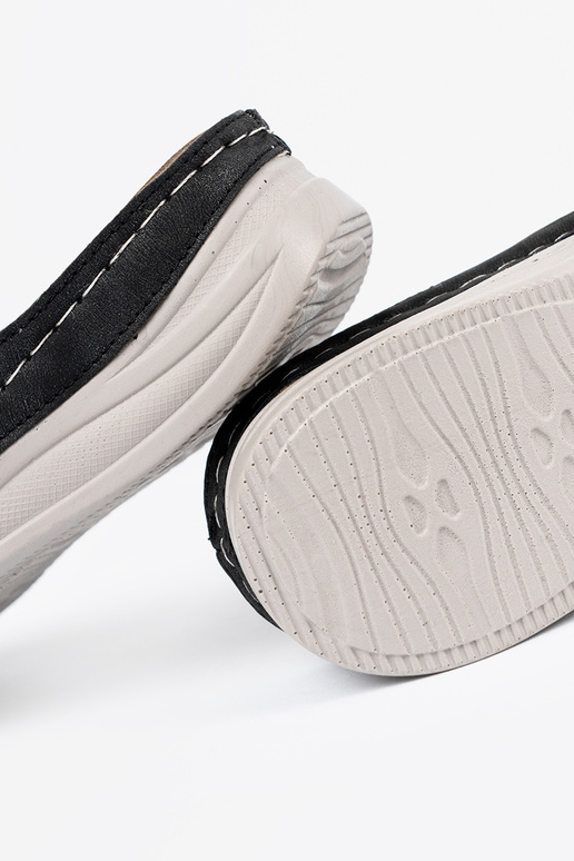 Chaussons pour femmes avec fleurs...