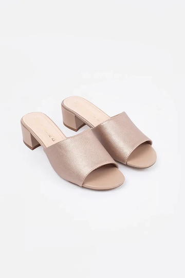 Chaussons couleur sable à... 2