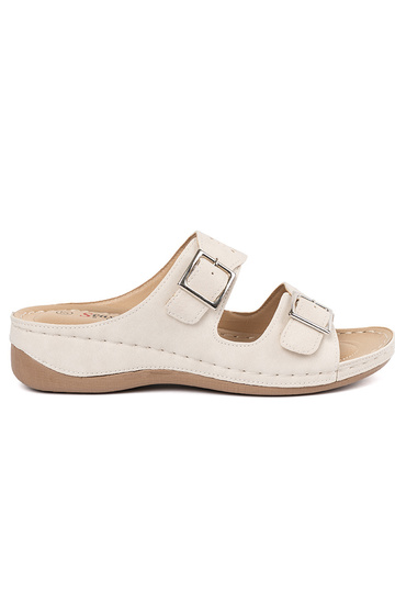 Sandales à plateforme basse...