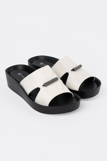 Chaussons bicolores noirs... 2