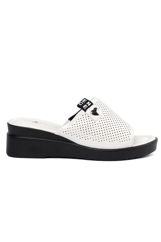 Chaussons ajourés à plateforme blancs