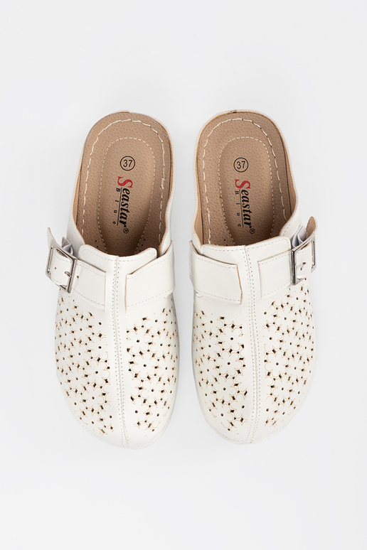 Chaussons avec orteils fermés et... Chaussons avec orteils fermés et...