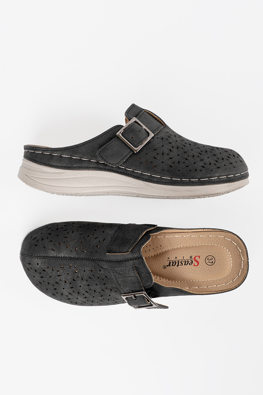 Chaussons avec orteils fermés et...