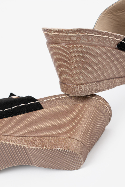 Pantoufles pour femmes avec...