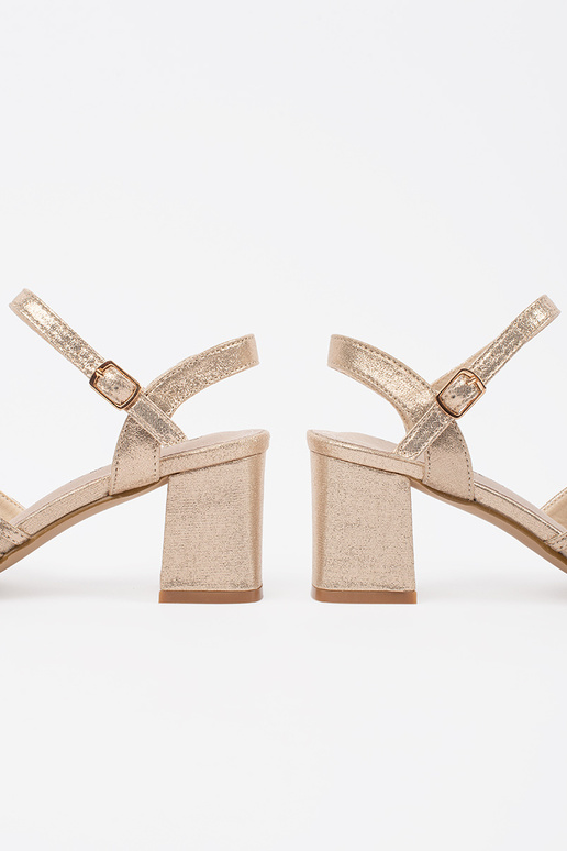 Sandales dorées brillantes à talon Sandales dorées brillantes à talon