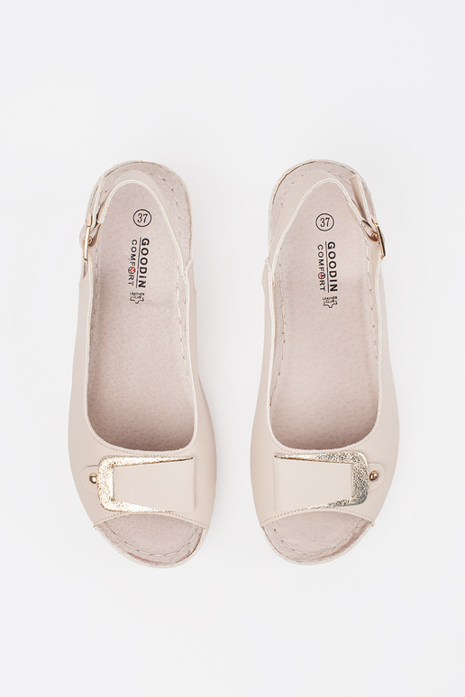 Sandales couleur ivoire à petit talon