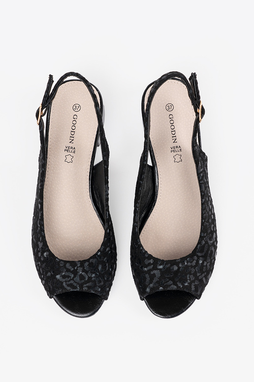 Sandales noires à petit talon motif...