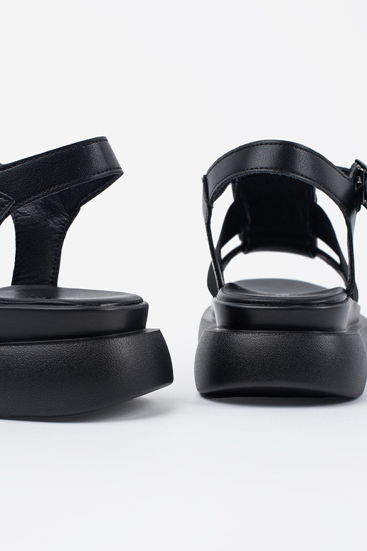 Sandales élégantes en cuir noire avec...