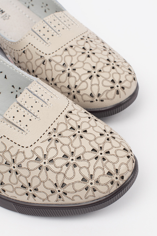 Sandales couleur sable à petit talon Sandales couleur sable à petit talon