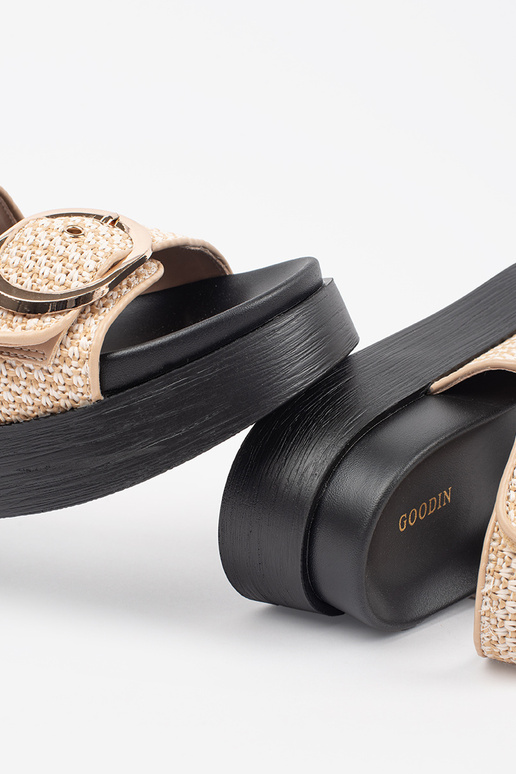 Sandales à plateforme en couleur...