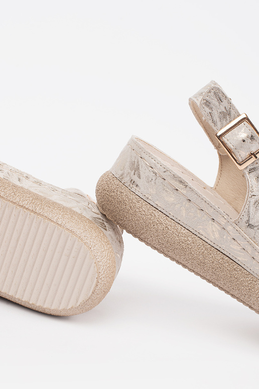 Sandales plates couleur ivoire avec...