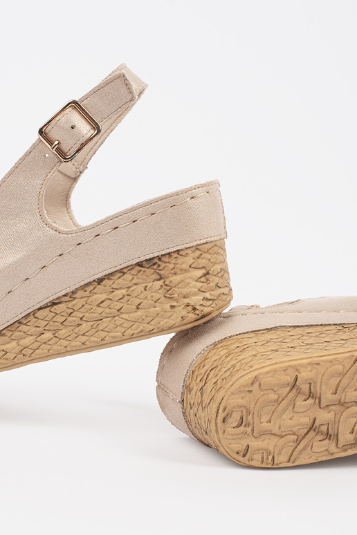 Sandales couleur sable pour femmes...