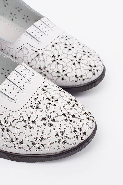 Sandales blanches à petit talon Sandales blanches à petit talon