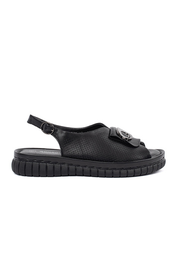 Sandales élégantes noires...