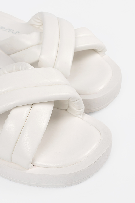 Pantoufles pour femmes avec... Pantoufles pour femmes avec...