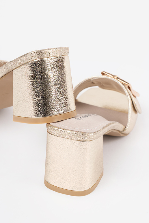 Chaussons dorés pour femmes à talon...