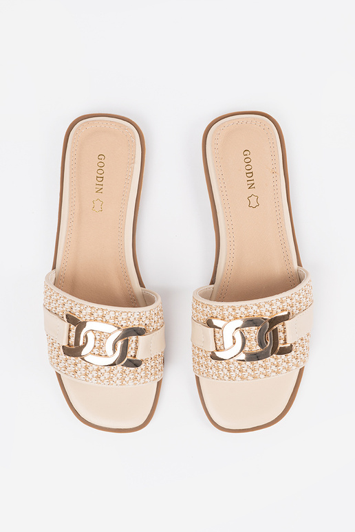 Chaussons couleur sable pour femmes... Chaussons couleur sable pour femmes...