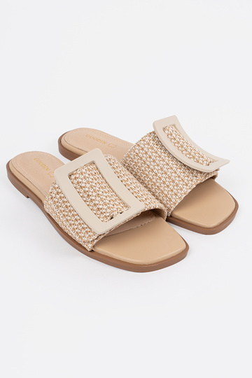 Chaussons à semelle plate... 2