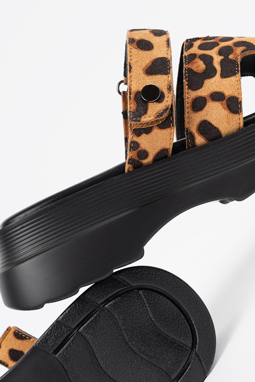 Chaussons pour femmes avec plateforme... Chaussons pour femmes avec plateforme...